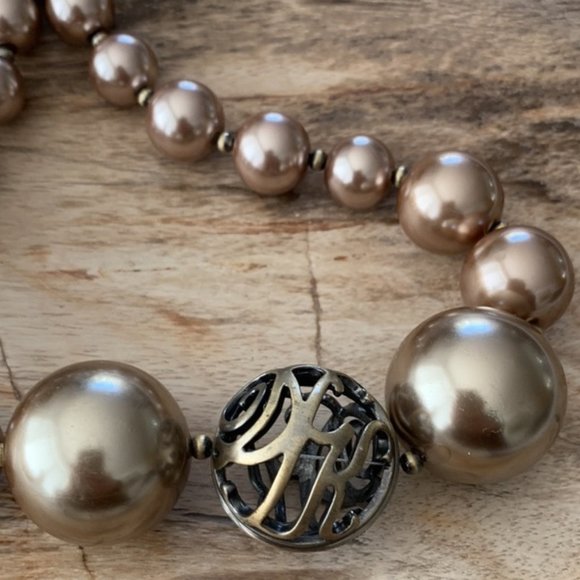 Dyrberg/Kern Allure large faux pearl necklace - Picture 8 of 8